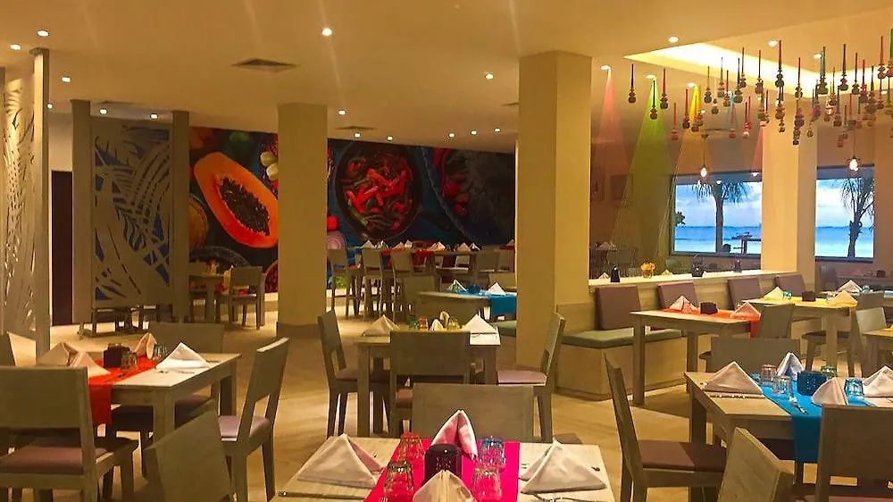 איסלה מוחרס Izla Beach Front Hotel 5*, איסלה מוחרס מקסיקו